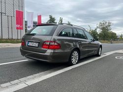 Gold Gebraucht 2009 Mercedes E220 Elegance Limousine | 3.500 € (Guter Preis)