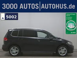 Schwarz Gebraucht 2019 VW Touran R-line Van / Kleinbus | 18.480 € (Superpreis)