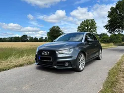 Grau Gebraucht 2011 Audi A1 S-Line Kleinwagen | 11.500 €