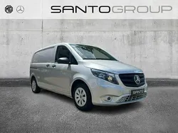 Silver metallic Gebraucht 2021 Mercedes Vito Van / Kleinbus | 24.490 € (Guter Preis)