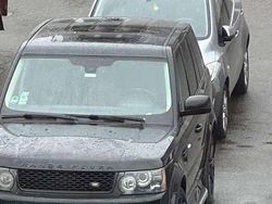 Schwarz Gebraucht 2010 Land Rover Range Rover Sport SUV | 12.000 €