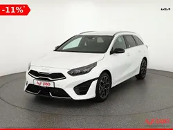 Weiß Neu 2025 Kia Ceed Sportswagon 2 Kombi | 29.890 € (Etwas zu teuer)