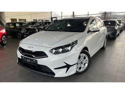 Weiss Gebraucht 2025 Kia Ceed Sportswagon Kombi | 21.970 € (Superpreis)
