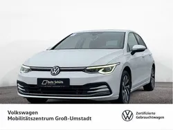 Weiß Gebraucht 2021 VW Golf VIII Style Limousine | 22.880 € (Guter Preis)
