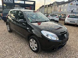 Schwarz Gebraucht 2010 Dacia Sandero Kleinwagen | 3.999 € (Teuer)