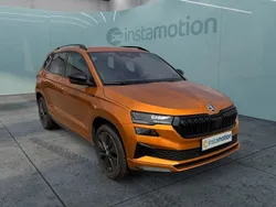 Orange Gebraucht 2025 Skoda Karoq SportLine SUV | 42.040 €