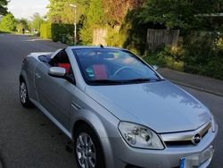 Silber Gebraucht 2005 Opel Tigra Sport Cabrio | 2.000 € (Etwas zu teuer)