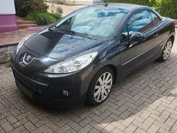 Schwarz Gebraucht 2012 Peugeot 207 CC Active Cabrio | 5.500 € (Fairer Preis)