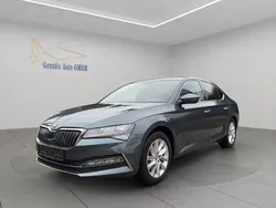 Grau Gebraucht 2021 Skoda Superb Ambition Limousine | 22.990 € (Guter Preis)
