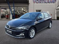 Deep black perleffekt (metallic) Gebraucht 2021 VW Polo Highline Limousine | 15.480 € (Fairer Preis)