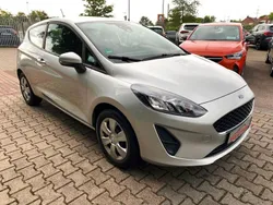 Polarsilber metallic Gebraucht 2021 Ford Fiesta Trend Kleinwagen | 5.999 € (Fairer Preis)
