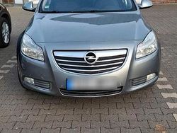 Schwarz Gebraucht 2013 Opel Insignia Active Kombi | 5.750 € (Teuer)
