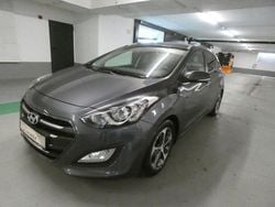 Micron/pepper grey Gebraucht 2017 Hyundai i30 Style Kombi | 7.999 € (Guter Preis)