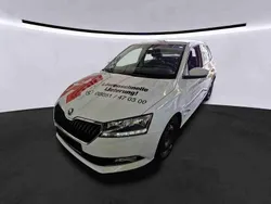 Weiß Gebraucht 2021 Skoda Fabia Cool Plus Limousine | 7.499 € (Etwas zu teuer)