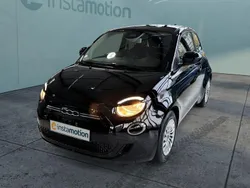 Schwarz Gebraucht 2022 Fiat 500e Action Kleinwagen | 11.249 € (Superpreis)