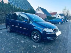 Blau Gebraucht 2007 VW Touran Highline Van / Kleinbus | 3.190 € (Fairer Preis)