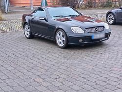 Schwarz Gebraucht 2001 Mercedes SLK200 Cabrio | 2.590 € (Fairer Preis)