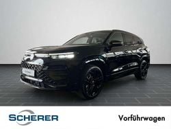 Grenadillschwarz metallic (metallic) Gebraucht 2025 VW Tayron R-line SUV | 57.840 € (Guter Preis)