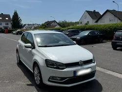 Weiß Gebraucht 2016 VW Polo Highline Kleinwagen | 13.550 € (Fairer Preis)