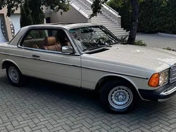 Beige Gebraucht 1983 Mercedes 300 Coupé | 39.999 €