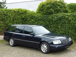 Mercedes E320
