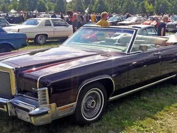 Braun Gebraucht 1978 Lincoln Town Car Cabrio | 29.200 €