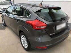 Grau Gebraucht 2018 Ford Focus Titanium Kleinwagen | 10.500 € (Guter Preis)