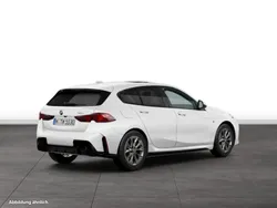 Weiß Gebraucht 2024 BMW 120 Kleinwagen | 38.270 € (Guter Preis)