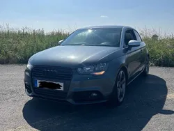 Grau Gebraucht 2013 Audi A1 Ambition Kleinwagen | 7.400 € (Etwas zu teuer)