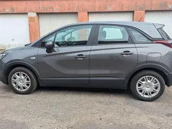 Grau Gebraucht 2019 Opel Crossland SUV | 9.500 € (Guter Preis)