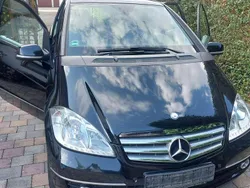 Schwarz Gebraucht 2010 Mercedes A200 Kleinwagen | 4.850 € (Fairer Preis)