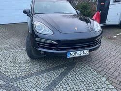 Schwarz Gebraucht 2013 Porsche Cayenne Platinum Edition SUV | 18.499 € (Guter Preis)