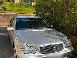 Silber Gebraucht 2003 Mercedes C180 Limousine | 2.100 € (Guter Preis)