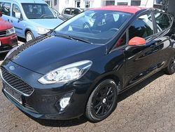 Iridiumschwarz metallic Gebraucht 2019 Ford Fiesta Cool & Connect Limousine | 8.298 €
