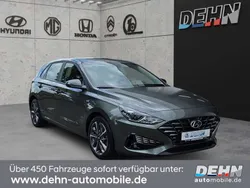 Grau Gebraucht 2024 Hyundai i30 Trend Limousine | 19.950 € (Guter Preis)