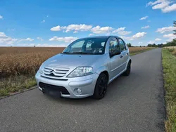 Silber Gebraucht 2008 Citroën C3 Kleinwagen | 2.600 € (Fairer Preis)