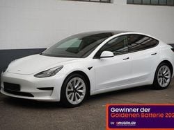 Weiß Gebraucht 2021 Tesla Model 3 Standard Range Limousine | 23.450 € (Guter Preis)