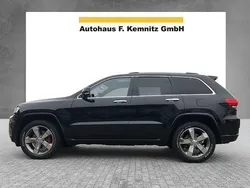 Brilliant black Gebraucht 2015 Jeep Grand Cherokee Overland SUV | 15.990 €