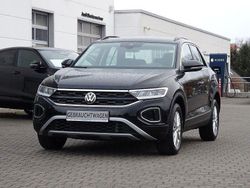 Deep black Gebraucht 2024 VW T-Roc Life SUV | 24.945 € (Fairer Preis)