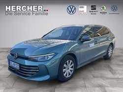 Grün Gebraucht 2025 VW Passat Elegance Limousine | 39.290 € (Superpreis)