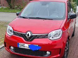Rot Gebraucht 2023 Renault Twingo Techno Kleinwagen | 12.900 € (Guter Preis)