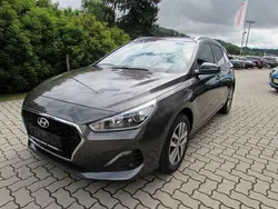Grau Gebraucht 2019 Hyundai i30 YES! Kombi | 9.990 € (Guter Preis)