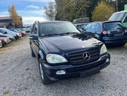 Blau Gebraucht 2004 Mercedes ML270 SUV | 1.300 € (Superpreis)