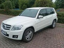 Weiß Gebraucht 2010 Mercedes GLK220 SUV | 12.500 €