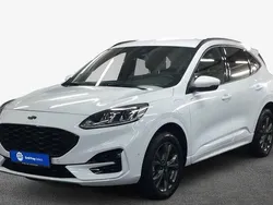 Weiß Gebraucht 2022 Ford Kuga ST-Line SUV | 24.228 € (Guter Preis)