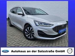 Silber Gebraucht 2022 Ford Focus Style Limousine | 14.698 € (Teuer)