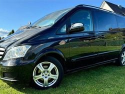Schwarz Gebraucht 2011 Mercedes Viano Van / Kleinbus | 19.999 € (Fairer Preis)