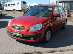 Orange Gebraucht 2008 Kia Rio Limousine | 3.290 € (Fairer Preis)