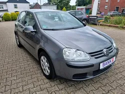 Grau Gebraucht 2005 VW Golf V Kleinwagen | 3.100 € (Etwas zu teuer)