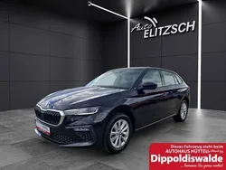 Schwarzmagic perleffekt met. Gebraucht 2024 Skoda Scala Selection Kleinwagen | 26.790 € (Teuer)